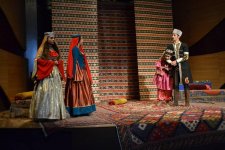 Из Карабаха в Париж (ФОТО)