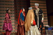 Из Карабаха в Париж (ФОТО)