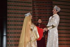 Из Карабаха в Париж (ФОТО)