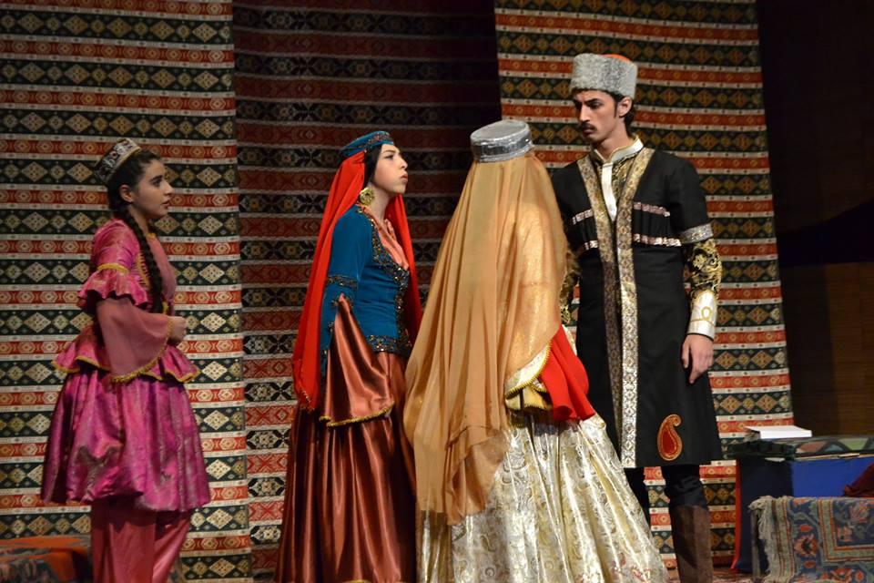 Из Карабаха в Париж (ФОТО)