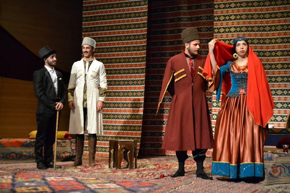 Из Карабаха в Париж (ФОТО)