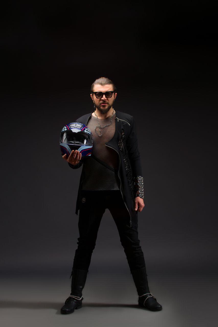 Азербайджанский певец представил клип, посвященный Неделям моды (ВИДЕО, ФОТО)