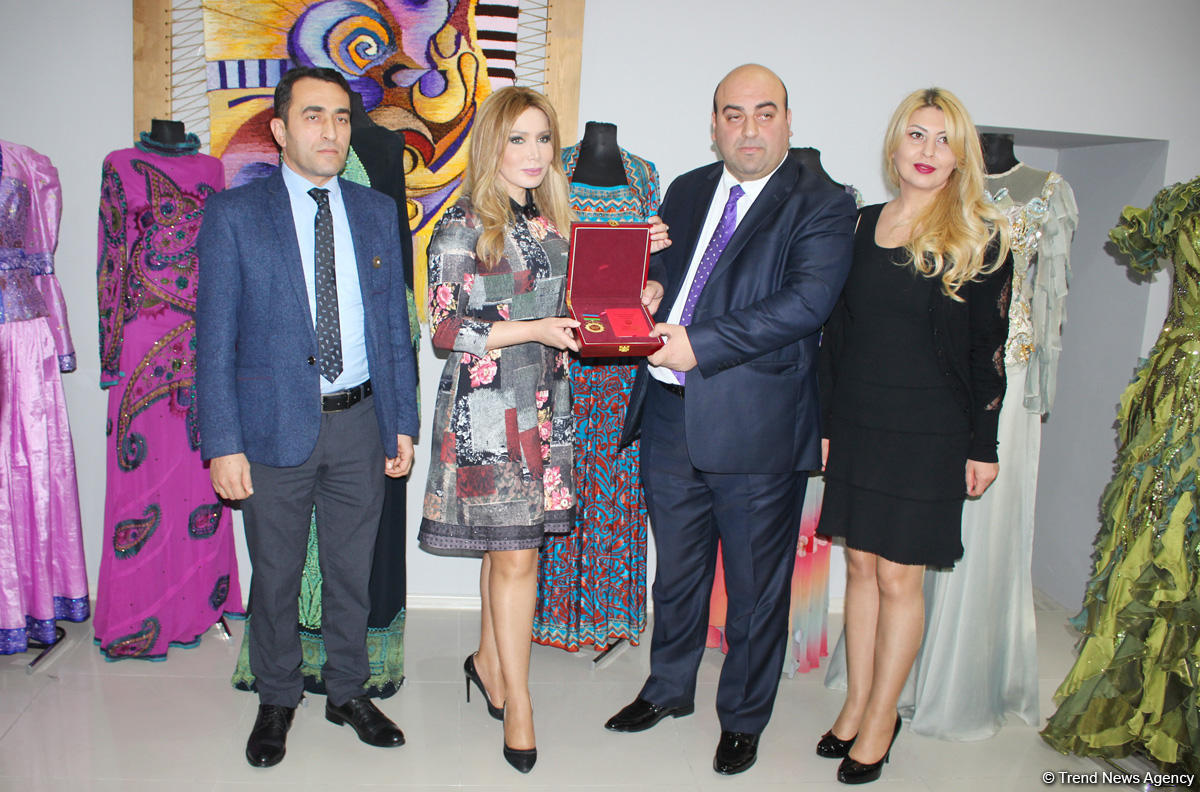 Фахрия Халафова награждена орденом "Гордость Азербайджана": встреча в АГУКИ (ФОТО)