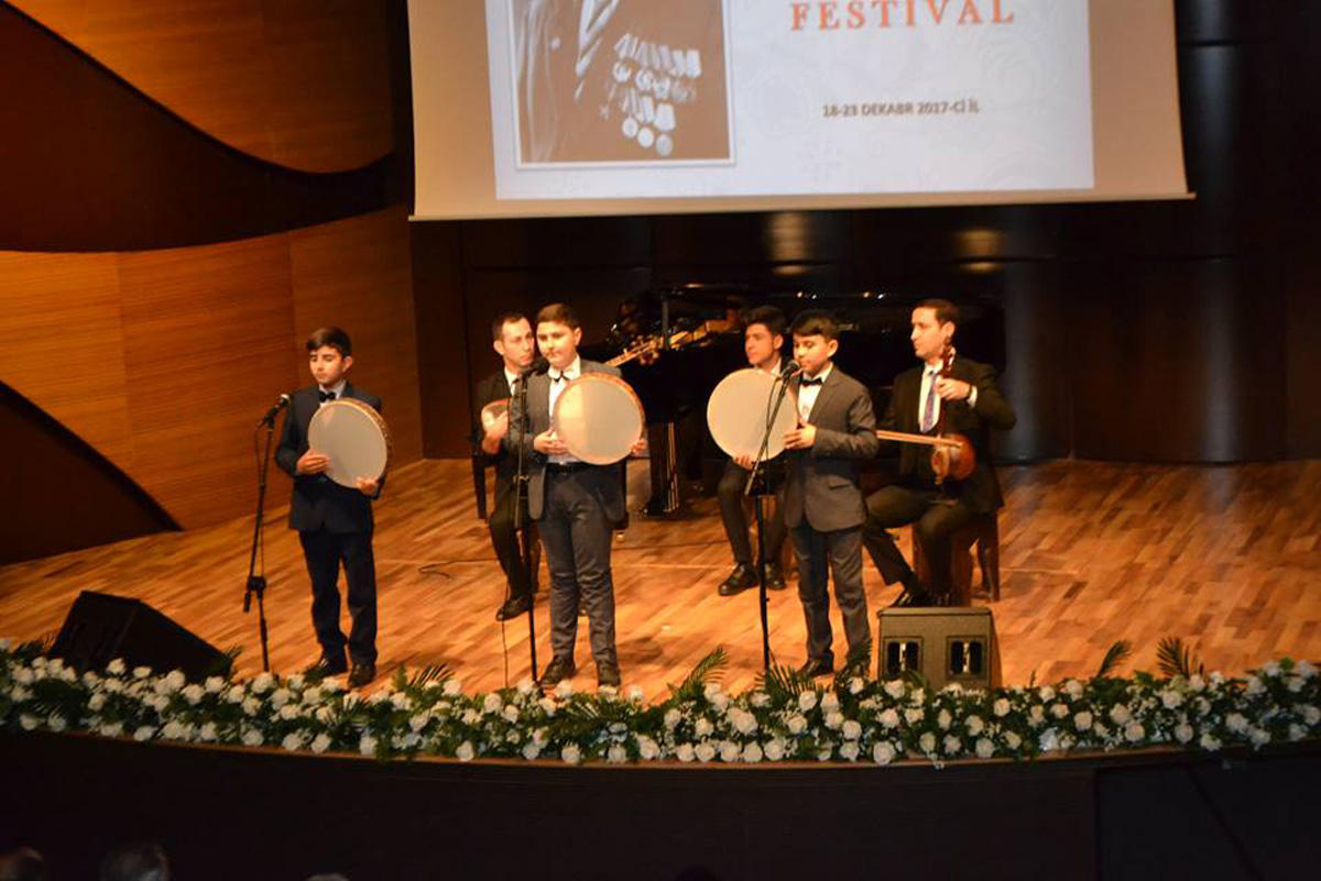 В Баку наградили победителей музыкального конкурса "Бюльбюль 120" (ФОТО)