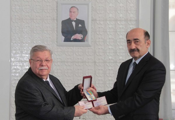 Азерпаше Нематову вручен орден "За службу Отечеству" второй степени (ФОТО)