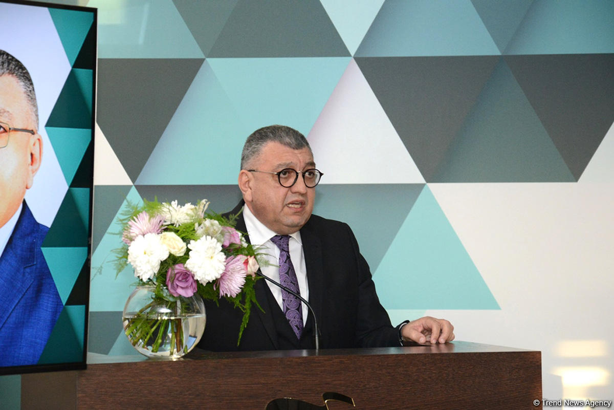 В Баку состоялось общее собрание Федерации гимнастики Азербайджана, посвященное ее 15-летию (ФОТО) (версия 3)