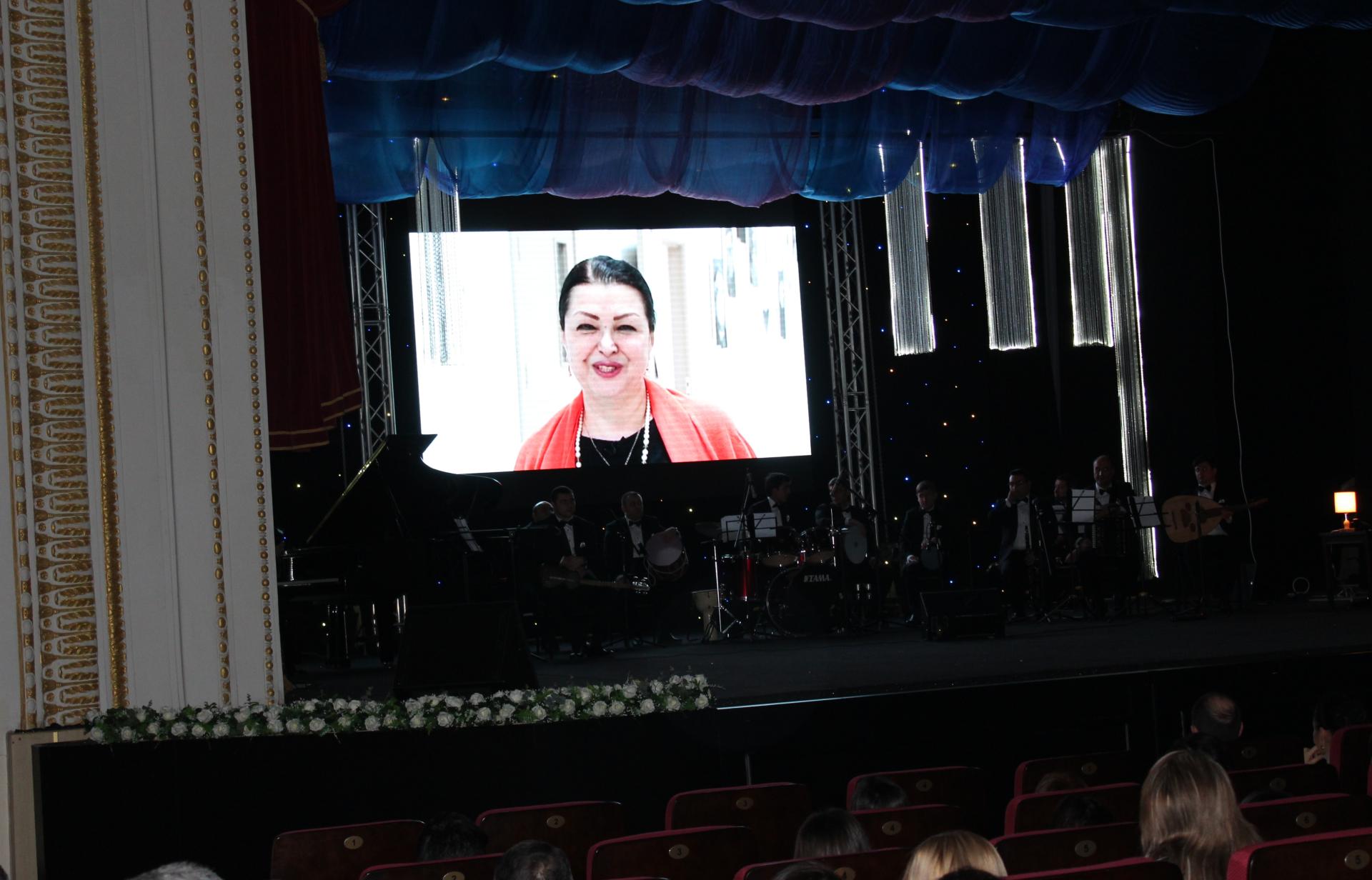 В Баку состоялся концерт, посвященный 30-летию творческой деятельности Фаига Агаева (ФОТО)