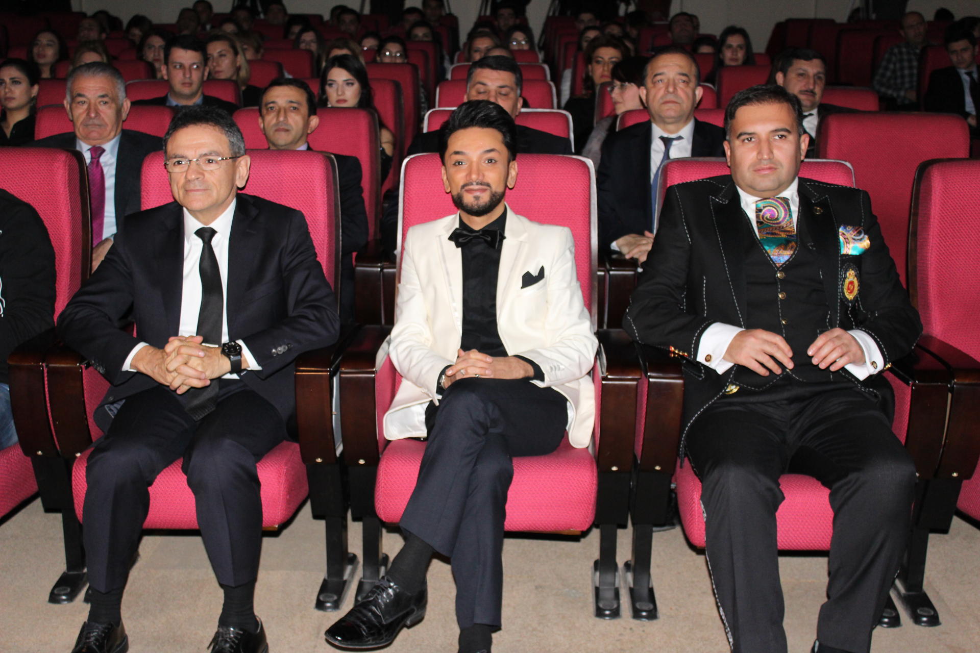 В Баку состоялся концерт, посвященный 30-летию творческой деятельности Фаига Агаева (ФОТО)