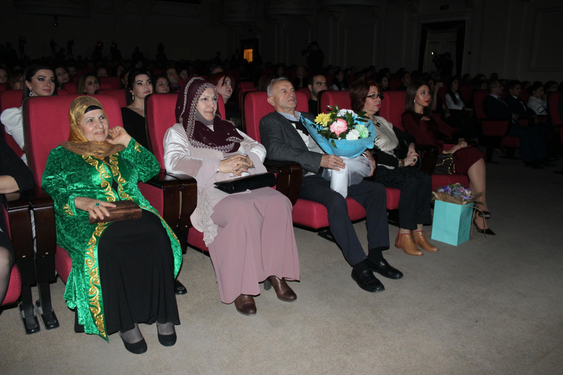 В Баку состоялся концерт, посвященный 30-летию творческой деятельности Фаига Агаева (ФОТО)