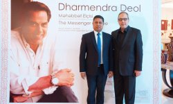 Посол любви - звезда индийского кино Дхармендра - глазами азербайджанского режиссера (ФОТО)