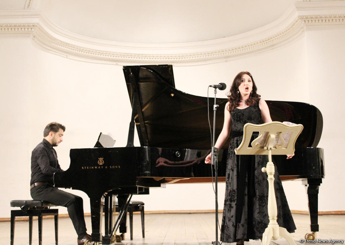 В Баку представлен гимн "Поддержка молодежи" (ФОТО)