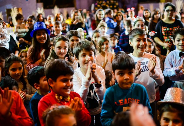 Яркие краски начала 2018 года в Баку (ФОТО)