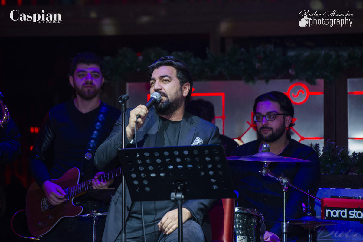 Ритмы джаза Фарида Аскерова в бакинский зимний вечер (ФОТО)