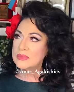 Азербайджанский стилист в мировых СМИ: Возвращение женщинам молодости (ВИДЕО, ФОТО)