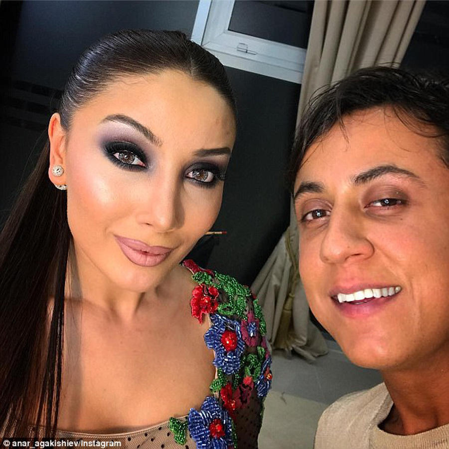 Азербайджанский стилист в мировых СМИ: Возвращение женщинам молодости (ВИДЕО, ФОТО)