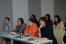 В Баку стартовали тренерские курсы FIG по художественной гимнастике (ФОТО)