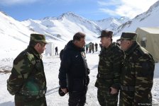 Поиски пропавших азербайджанских альпинистов в Губе (ФОТО)