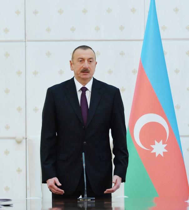 Под председательством Президента Ильхама Алиева прошло заседание Кабмина, посвященное итогам 2017 года и предстоящим задачам (ФОТО)