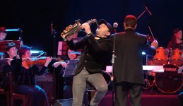 Лучший подарок азербайджанских мужчин любимым женщинам на 8 марта (ФОТО)