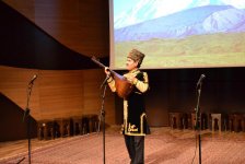 Эпос "Кероглу" представлен азербайджанскими ашугами (ФОТО)