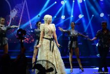 Легендарная Ажда Пеккан выступила с грандиозным концертом в Баку в честь 5-летия журнала NARGIS (ФОТО)