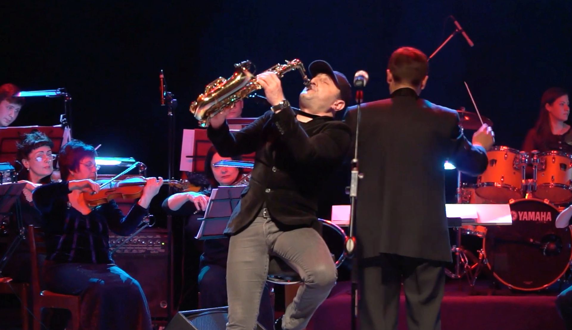 Лучший подарок азербайджанских мужчин любимым женщинам на 8 марта (ФОТО)