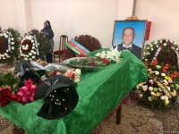 В Баку проходит церемония прощания с выдающимся пианистом Чингизом Садыховым (ФОТО)