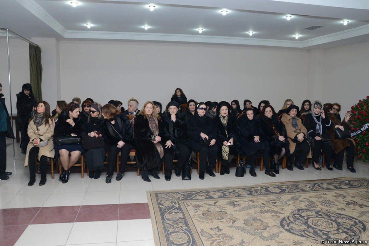 В Баку проходит церемония прощания с выдающимся пианистом Чингизом Садыховым (ФОТО)