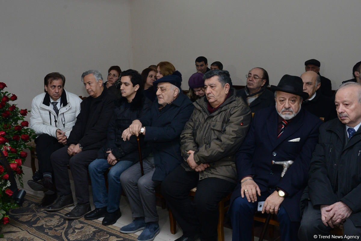 В Баку проходит церемония прощания с выдающимся пианистом Чингизом Садыховым (ФОТО)