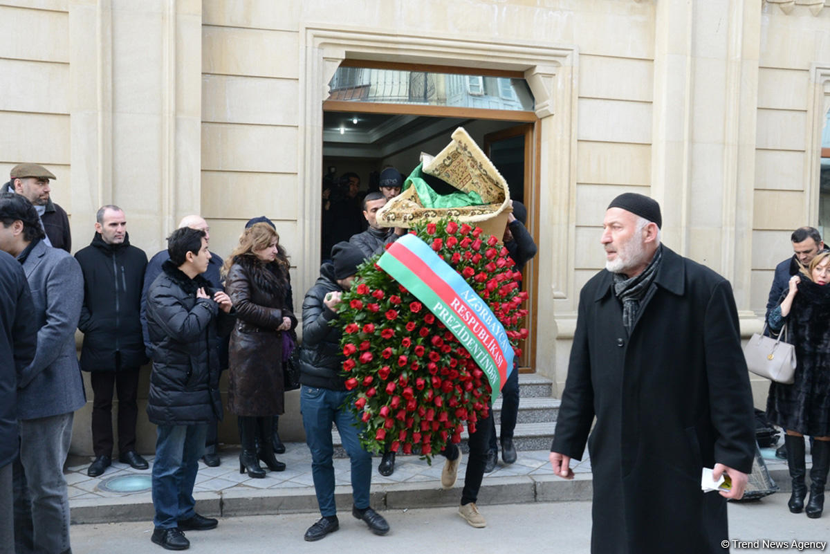 В Баку проходит церемония прощания с выдающимся пианистом Чингизом Садыховым (ФОТО)