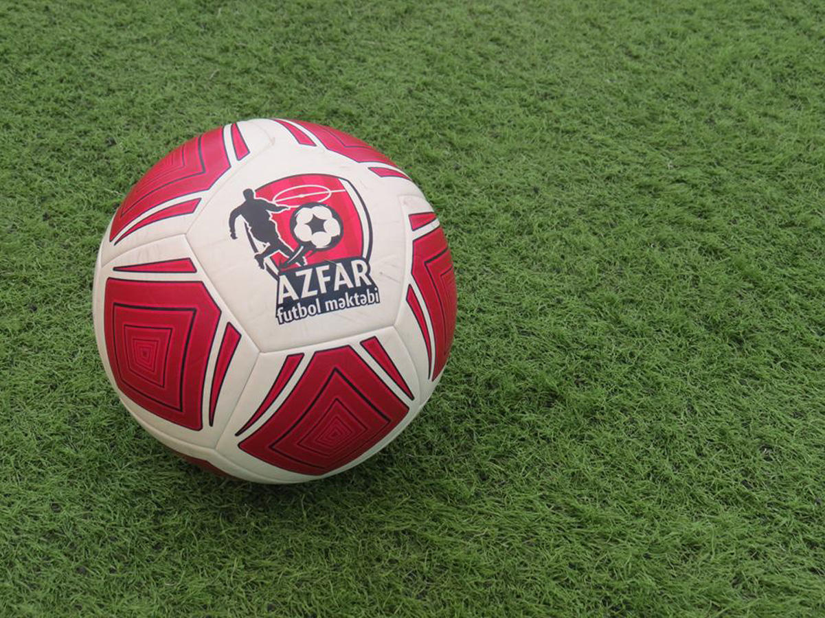 Первые шаги детско-юношеской футбольной школы AZFAR (ВИДЕО, ФОТО)