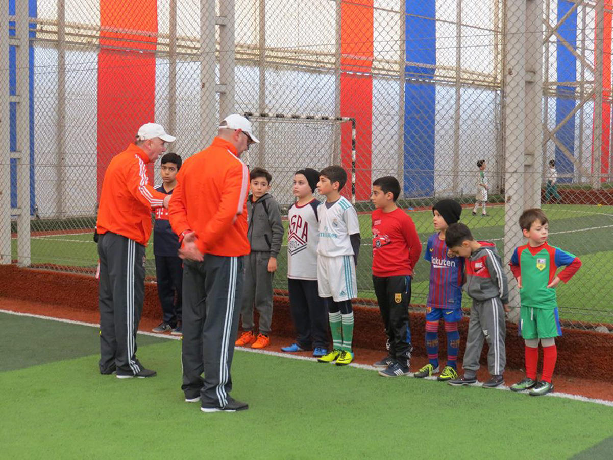 Первые шаги детско-юношеской футбольной школы AZFAR (ВИДЕО, ФОТО)