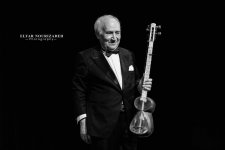 Иранская публика стоя приветствовала азербайджанского музыканта (ФОТО)