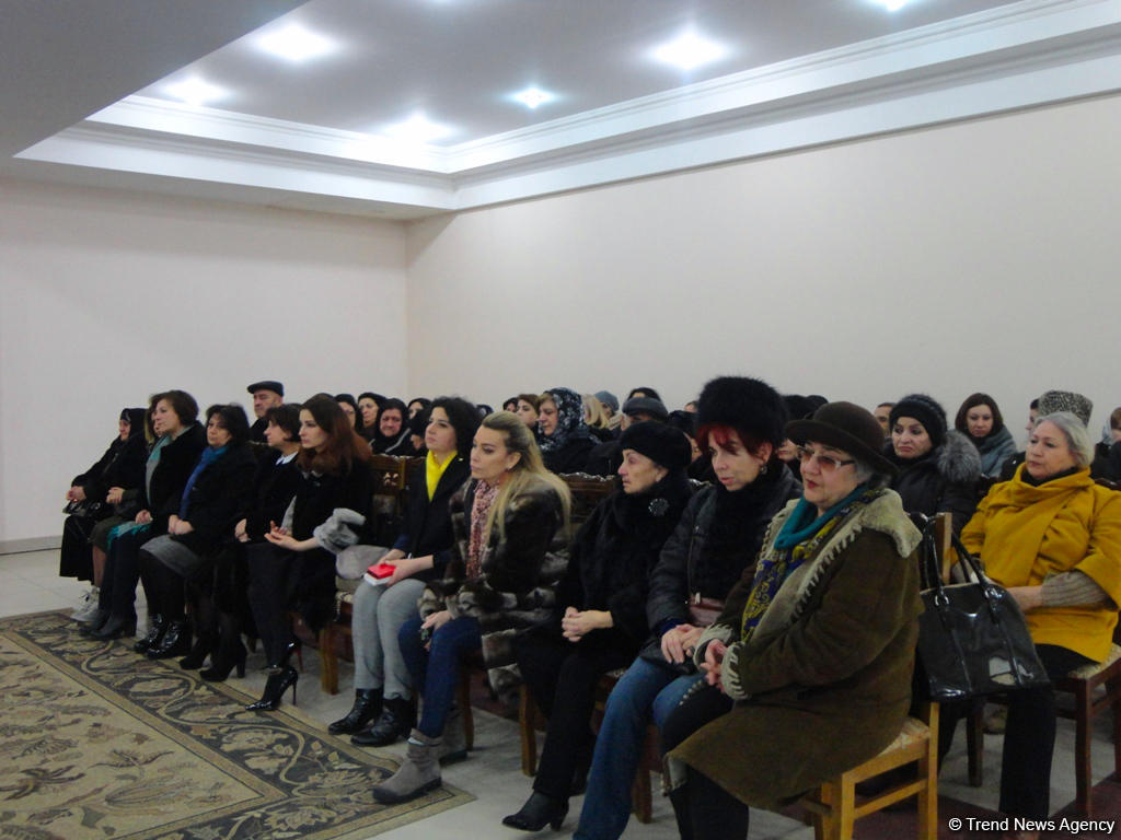 В Баку проходит церемония прощания с народным артистом Беюкага Мамедовым (ФОТО)