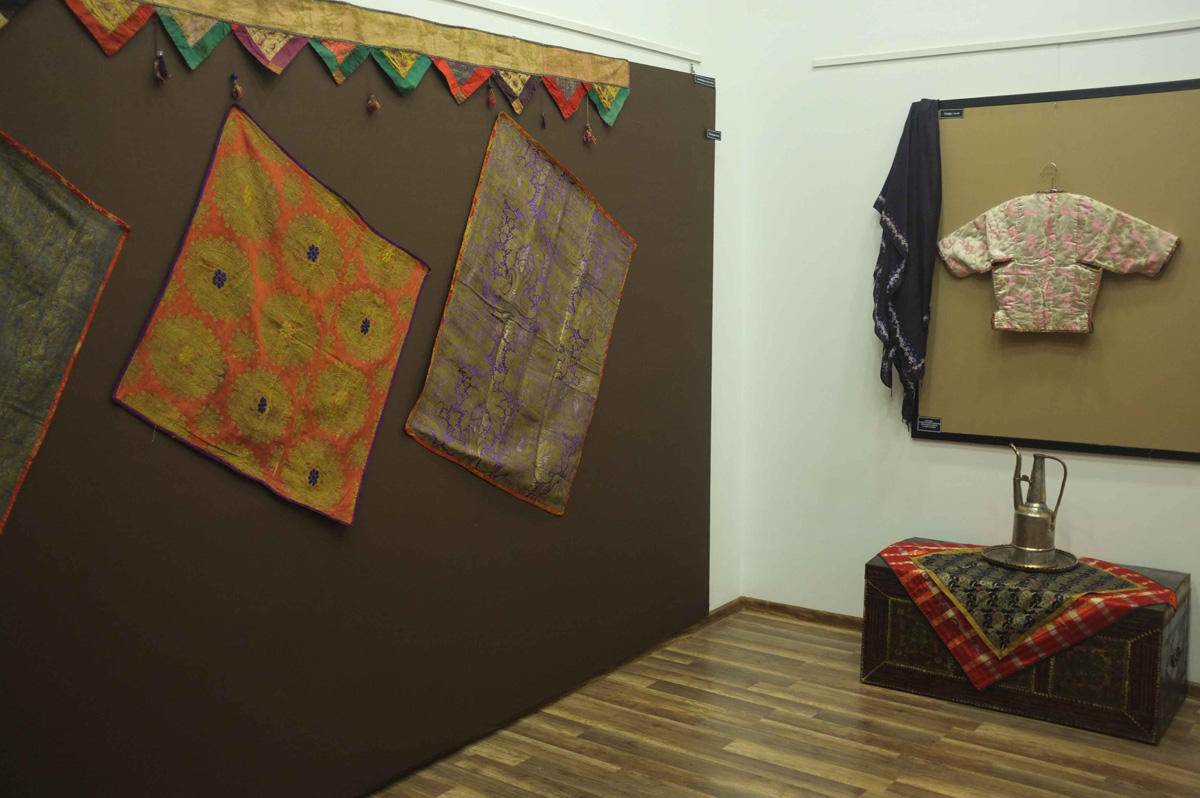 Лаббада – древняя национальная одежда Шеки (ФОТО)