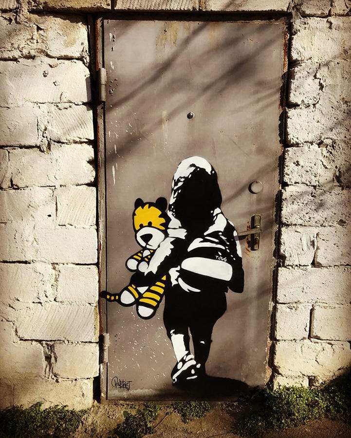 Стены бакинской галереи стали холстом для художников Швейцарии и Великобритании (ФОТО)