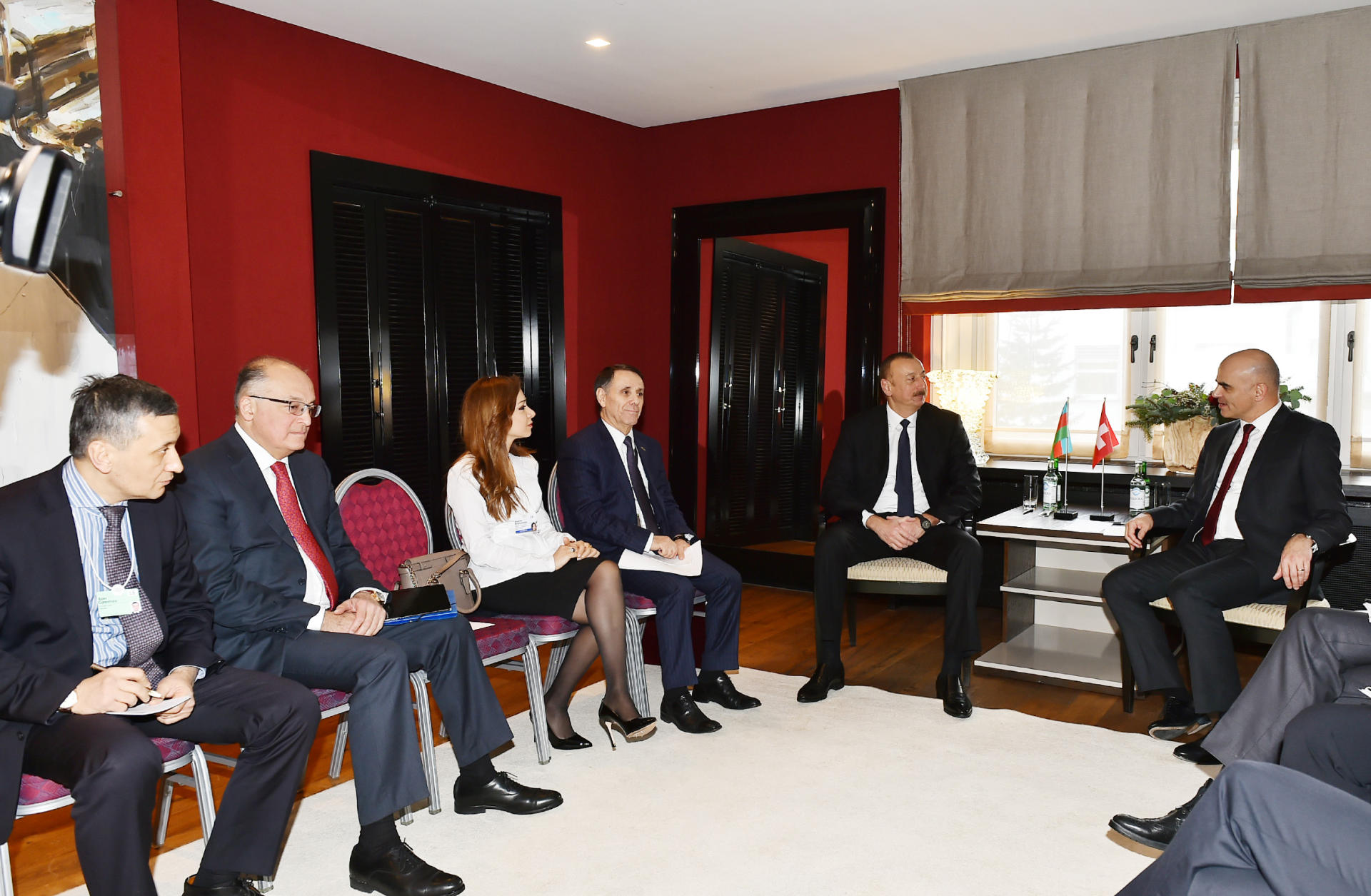 Президент Ильхам Алиев встретился в Давосе с президентом Швейцарии (ФОТО)