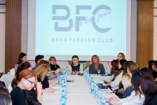 Выжить в моде! Азербайджанские дизайнеры в формате ток-шоу (ФОТО)