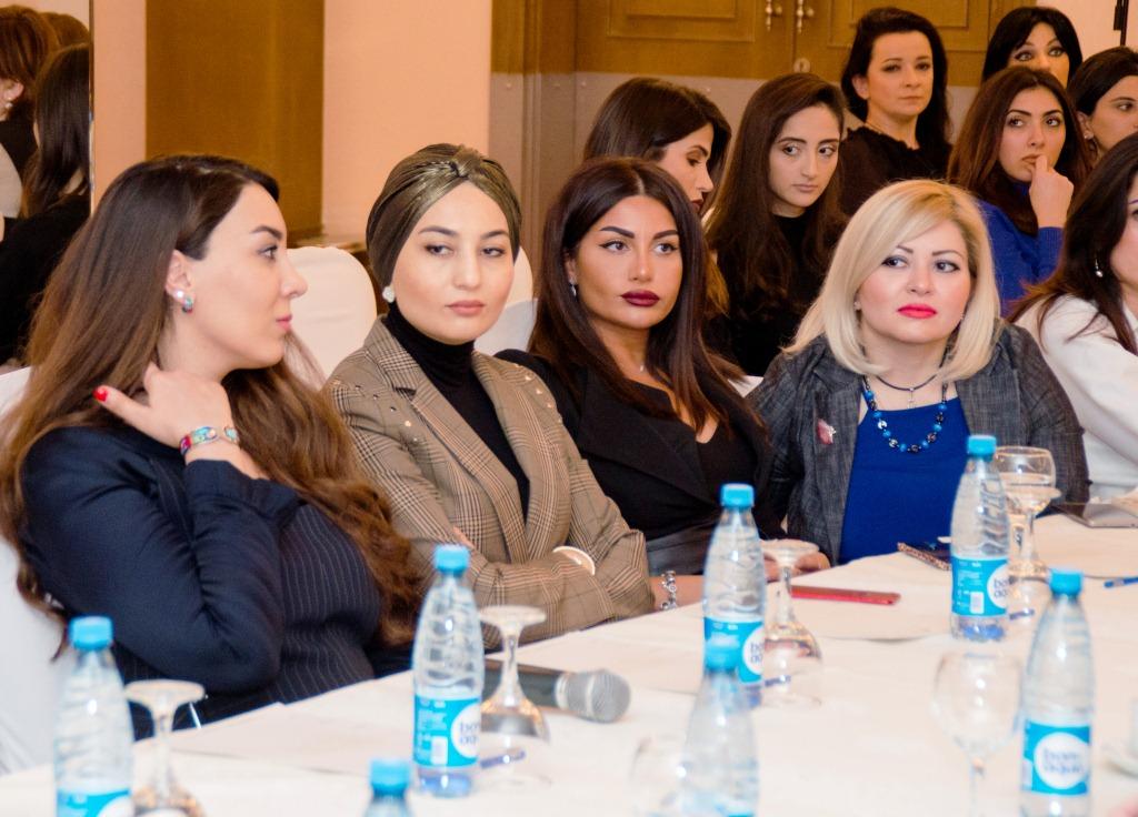 Выжить в моде! Азербайджанские дизайнеры в формате ток-шоу (ФОТО)