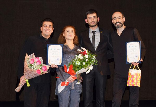 В Азербайджане впервые прошел гала-вечер театрального спектакля (ФОТО)