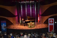 Швейцарский Король буги-вуги зарядил бакинцев позитивной энергией (ФОТО)