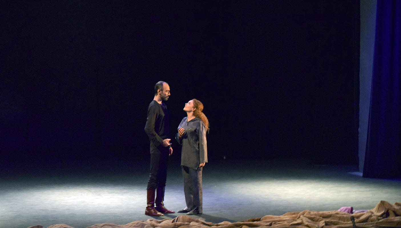 В Азербайджане впервые прошел гала-вечер театрального спектакля (ФОТО)