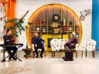 Азербайджанские телеведущие отметили День без интернета (ФОТО)