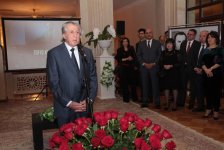 Юбилей Тофига Кязымова: выставка, воспоминания, спектакль (ФОТО)