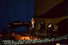 В Баку прошел праздничный вечер, посвященный Дню молодежи (ФОТО)