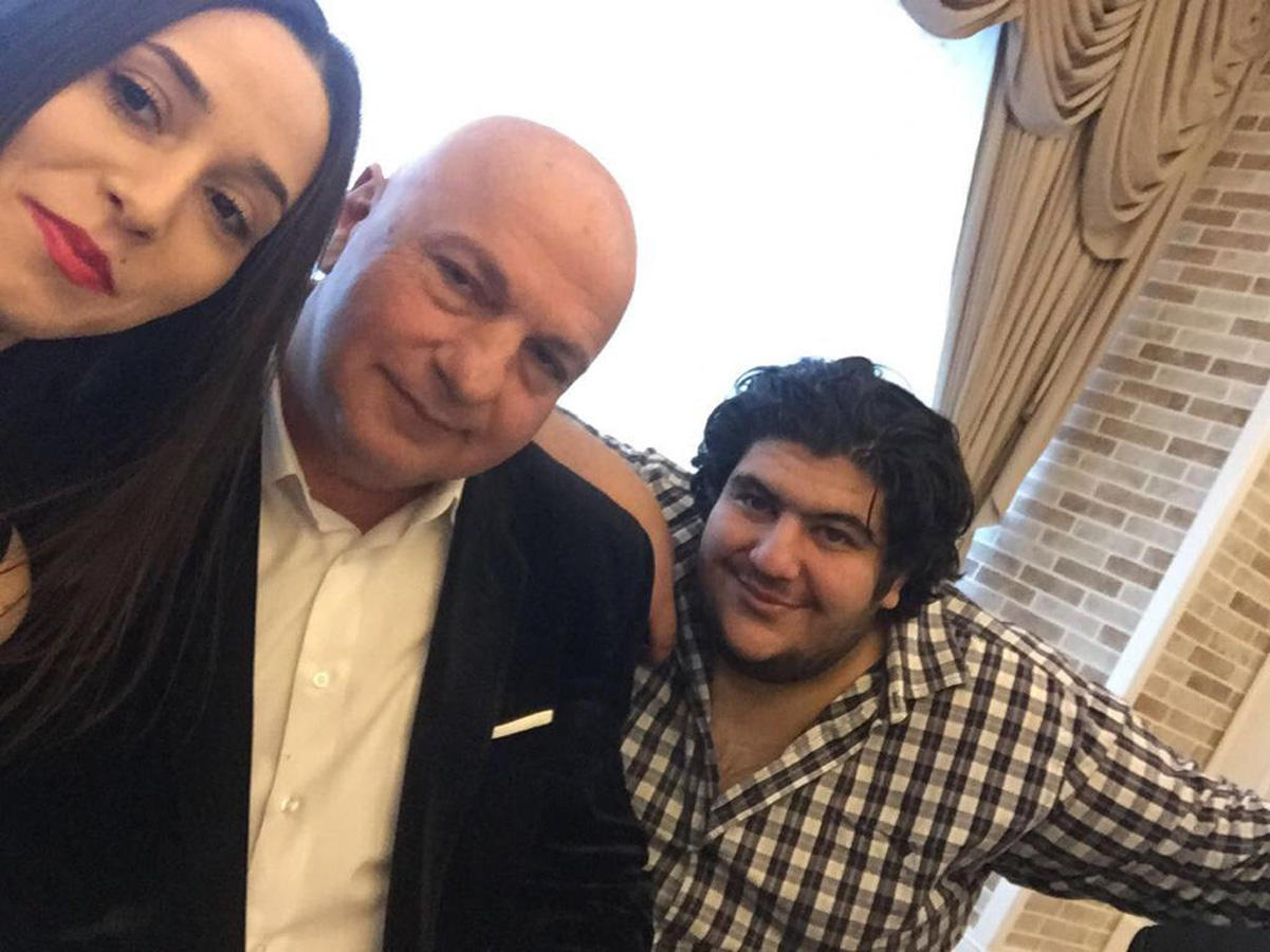 Бакинский шансон Арзу Рзаева "Черный мотылек" – народные приметы (ФОТО/ВИДЕО)