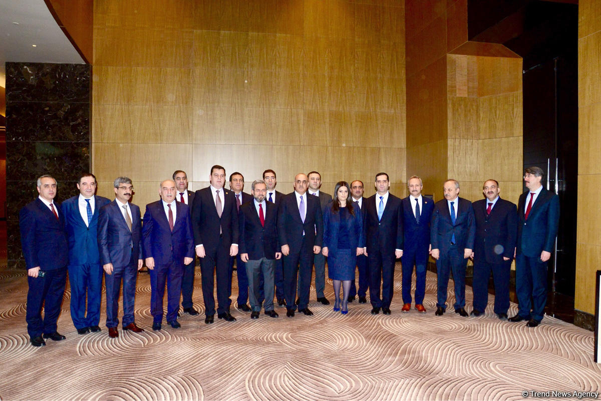 В Баку подписан протокол IX заседания азербайджано-турецкой постоянной комиссии по труду и соцзащите (ФОТО)