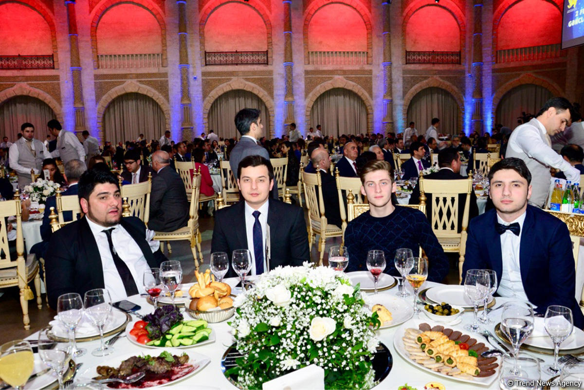 В Азербайджане состоялась церемония вручения Президентских премий для молодёжи в 2018 г. (ФОТО)