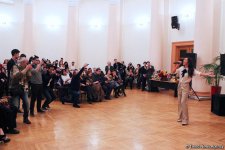 Алсу выступит с юбилейным концертом в Баку (ФОТО)