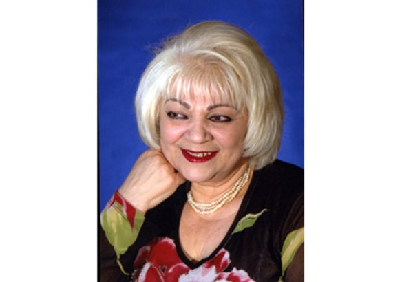 Народная артистка Зарнигяр Агакишиева будет похоронена рядом с могилой матери